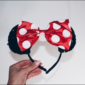 Disney Minnie Mouse glitter ears